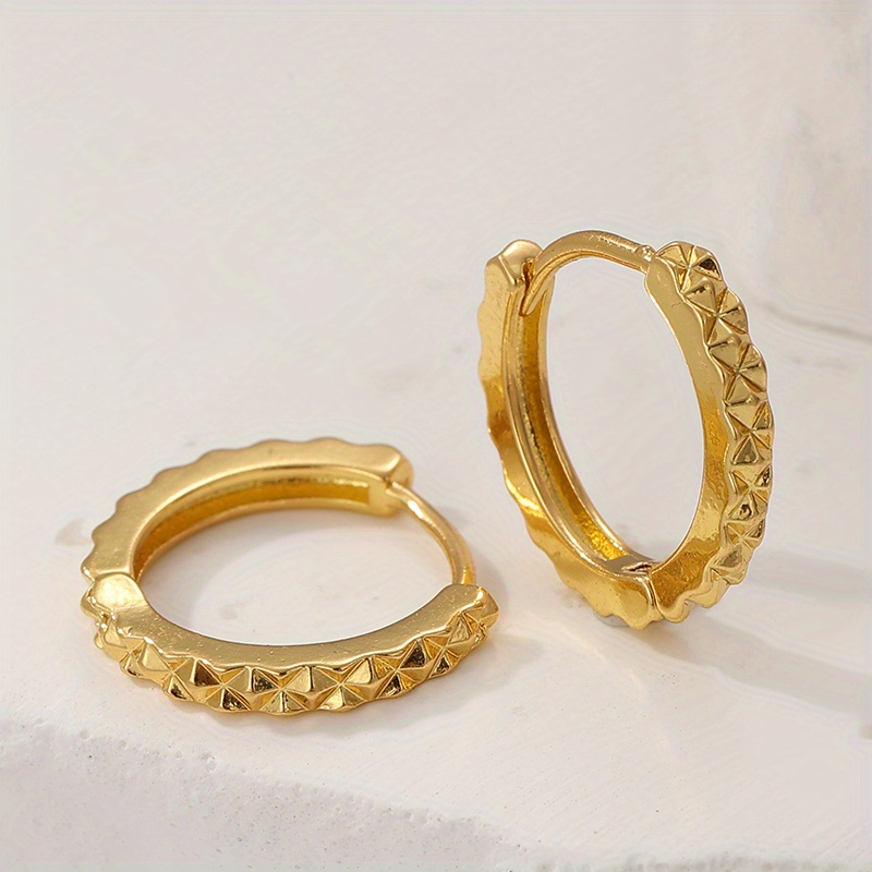 Women's Checkered Pattern Carved Circle Earrings, Handmade